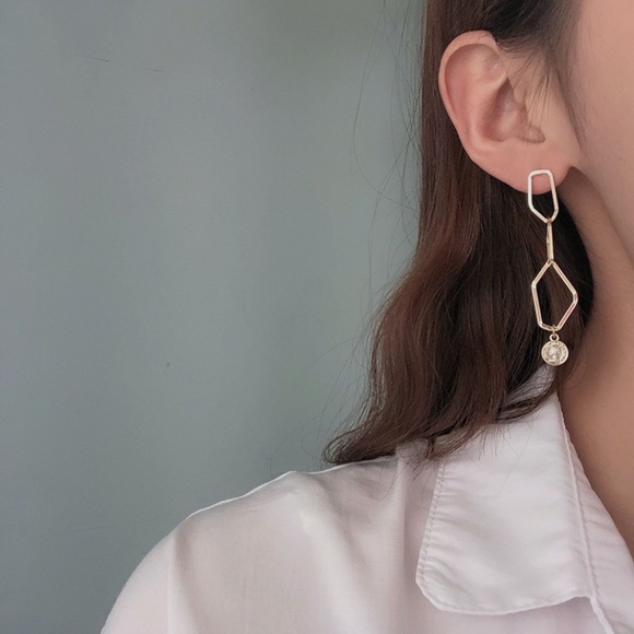 💕Last one Sterling Silver Coin Dangle Earrings - Picture 2 of 9